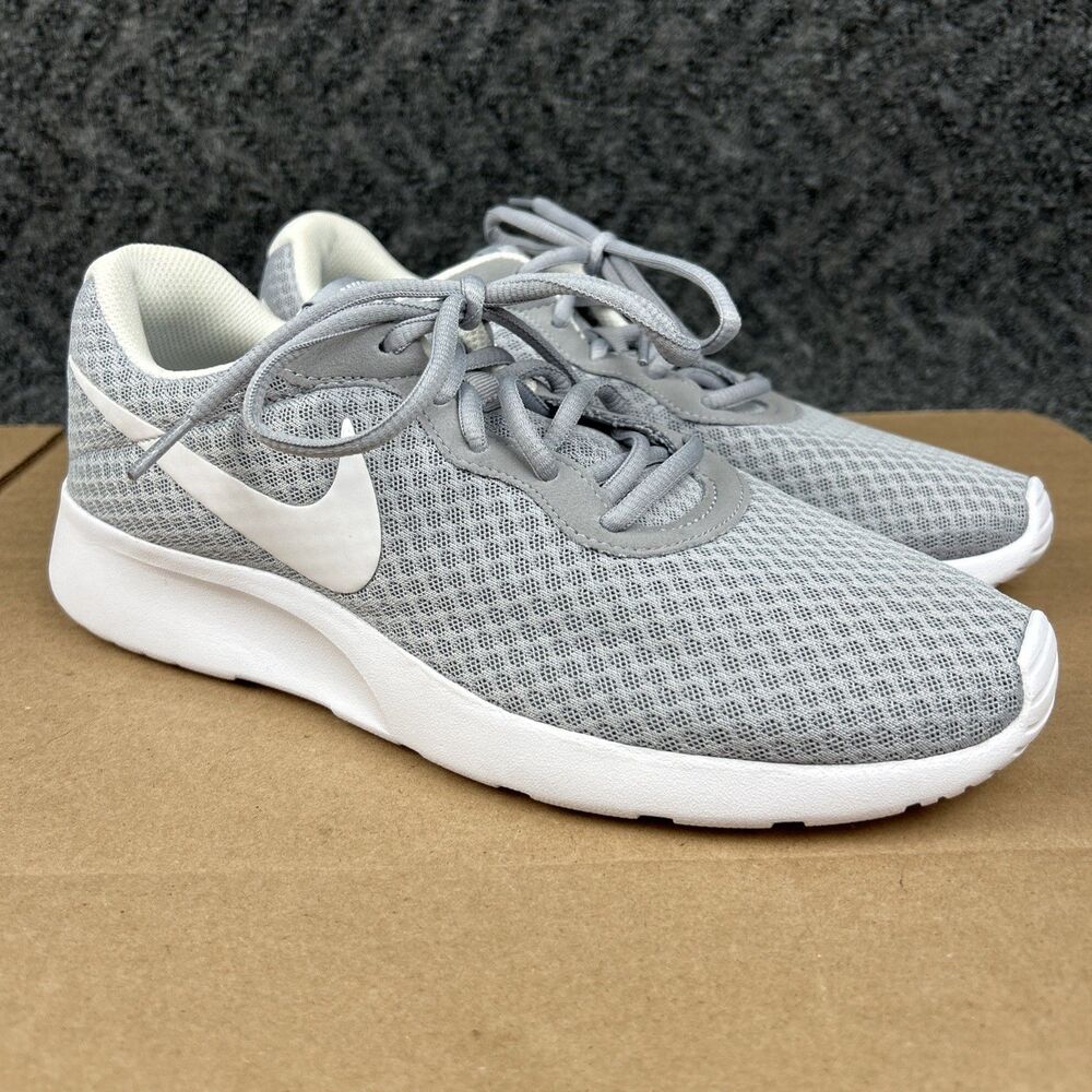 Nike Tanjun Running Shoes Wolf Gray White 812655 010 Size Womens 10 New